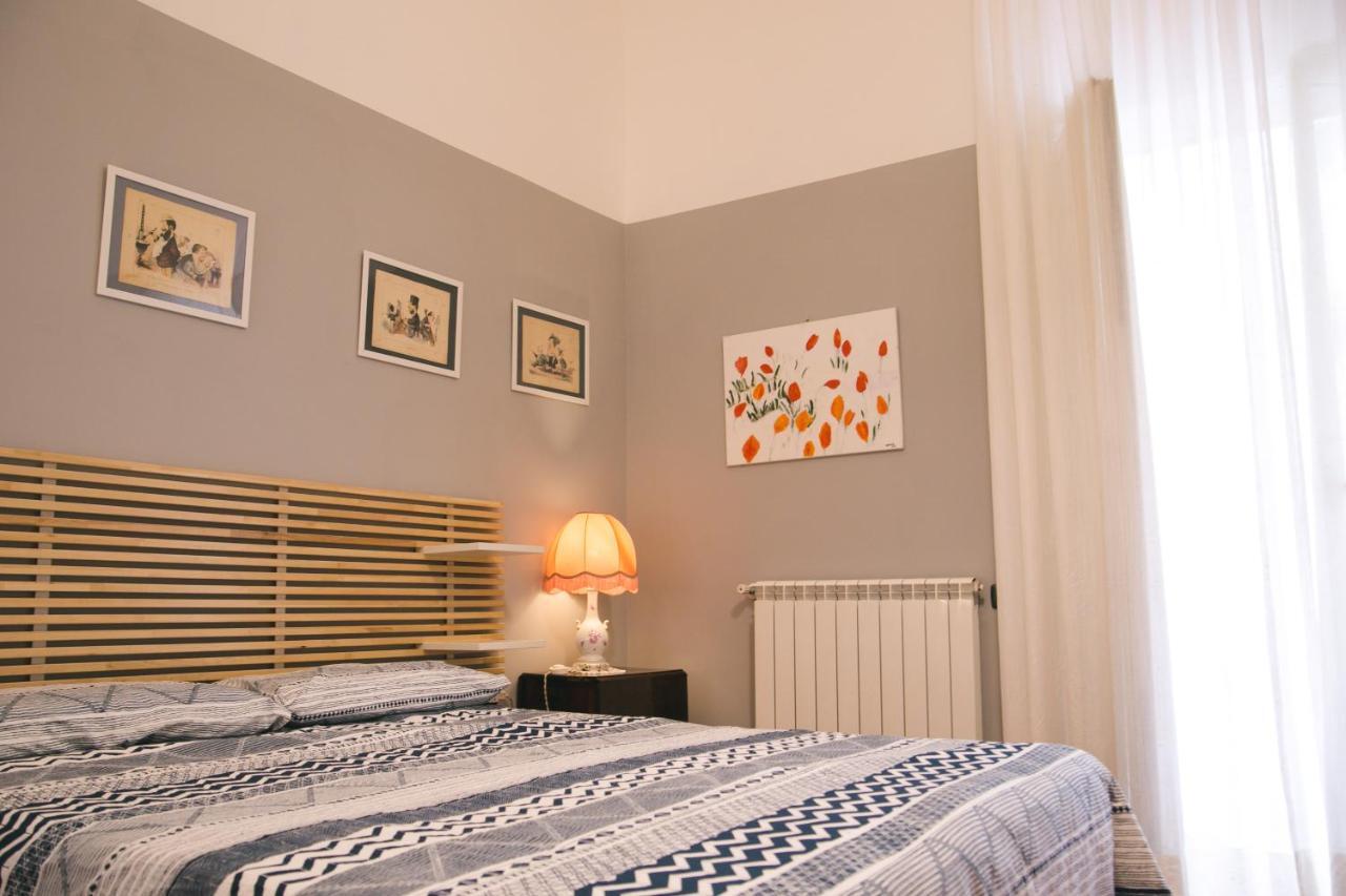 Апартаменты La Casa Del Nespolo, 2 Terrazzi E 2 Bagni In Centro Неаполь Экстерьер фото